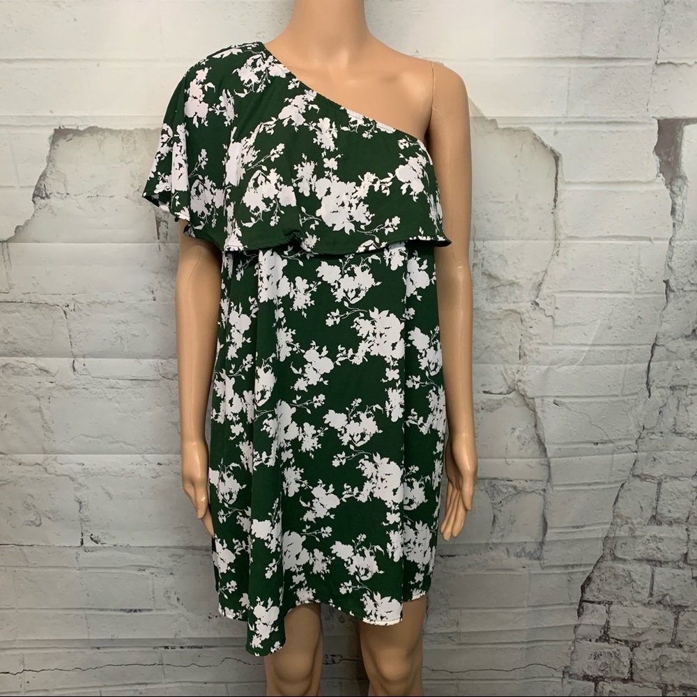 Peach Love California One-Shoulder Green and White Floral Dress